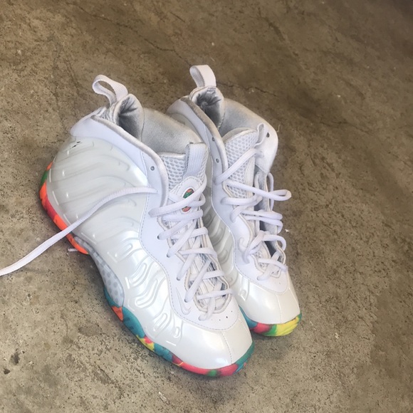 Nike Foamposite Fruity Pebbles gs 4y or 5.5 - Picture 2 of 5